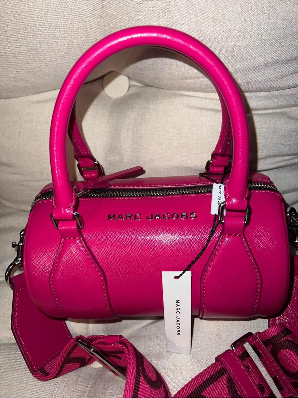 π Marc Jacobs logo barrel crossbody bag - Picture 2 of 8